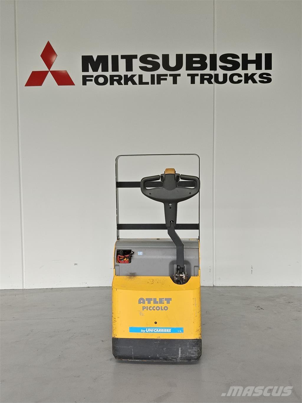 Atlet PLL180 معدات التكديس الجوالة