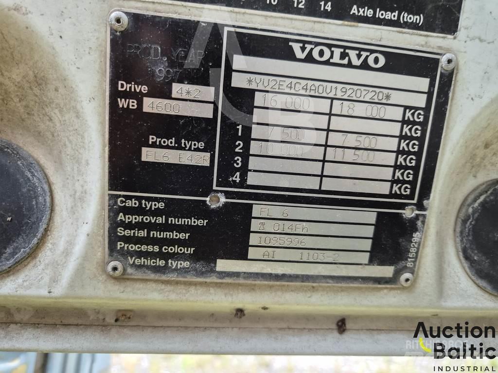 Volvo FL6 شاحنات ذات صهاريج