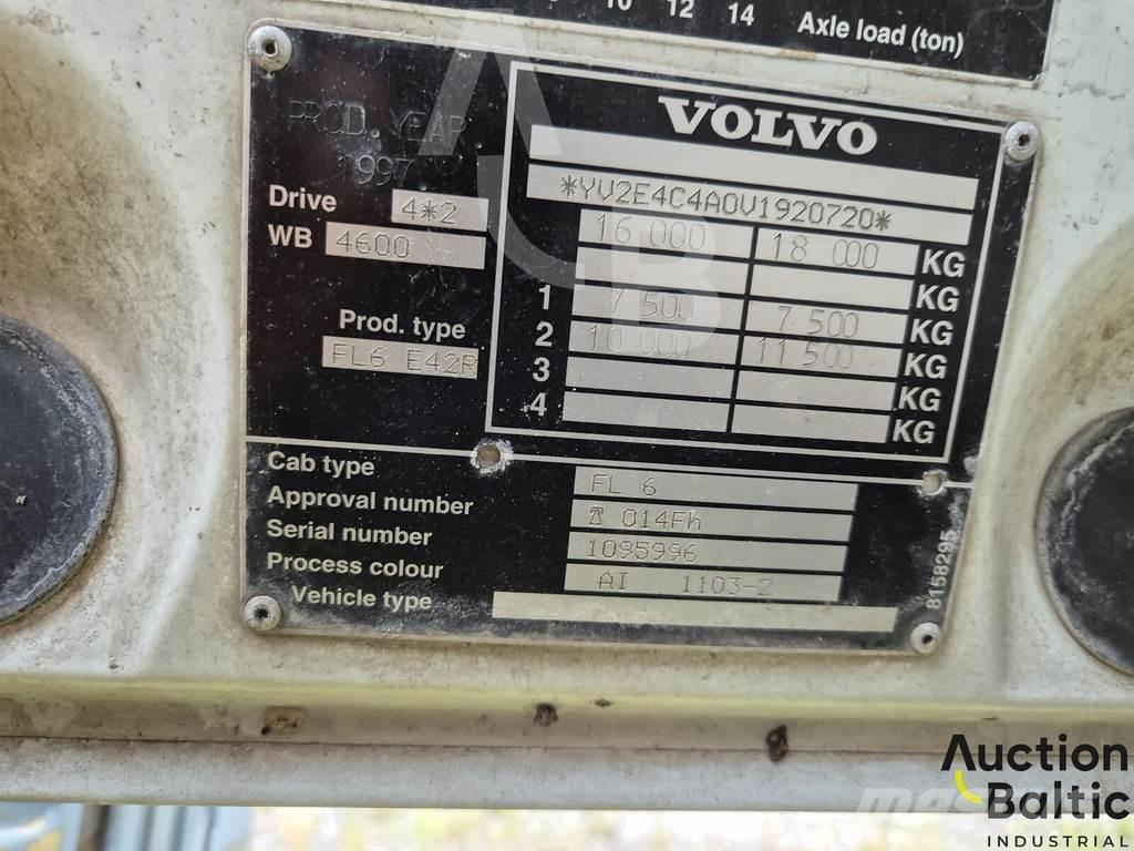 Volvo FL6 شاحنات ذات صهاريج