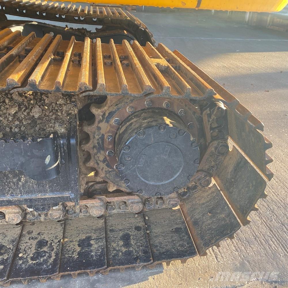 JCB 140X حفارات زحافة