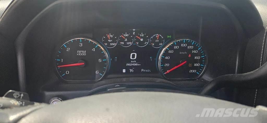 GMC Denali Sierra سيارات