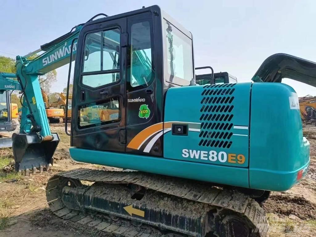 Sunward SWE 80 E9 حفارات زحافة