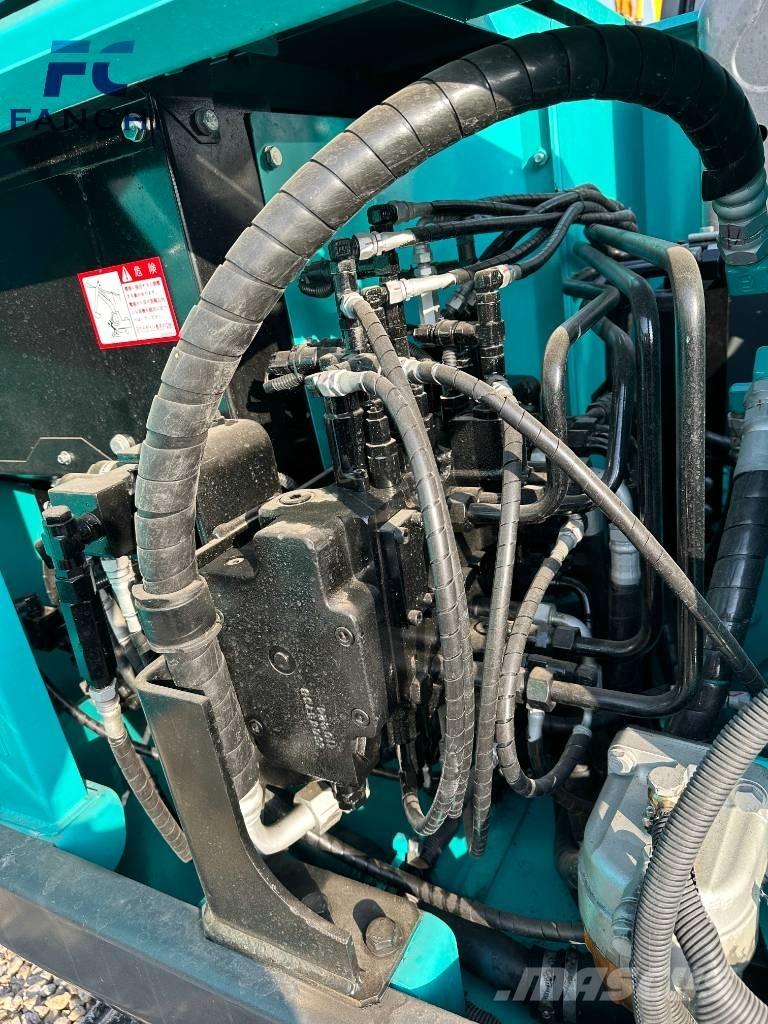 Kobelco SK 75 حفارات زحافة