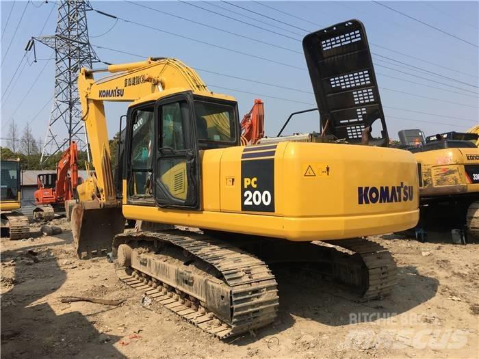 Komatsu PC 200-7 حفارات زحافة