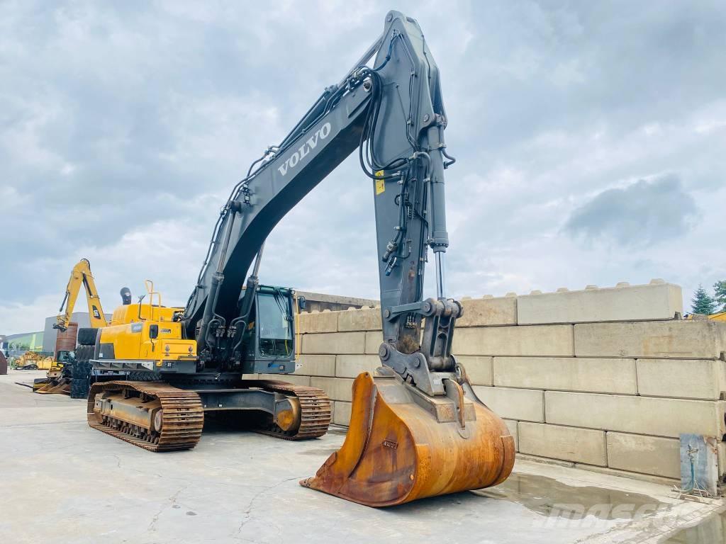 Volvo EC 480 D L حفارات زحافة