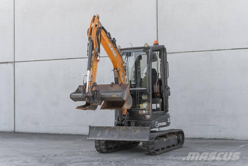 CASE CX 25 D حفارات صغيرة أقل من 7 طن (حفارات صغيرة)