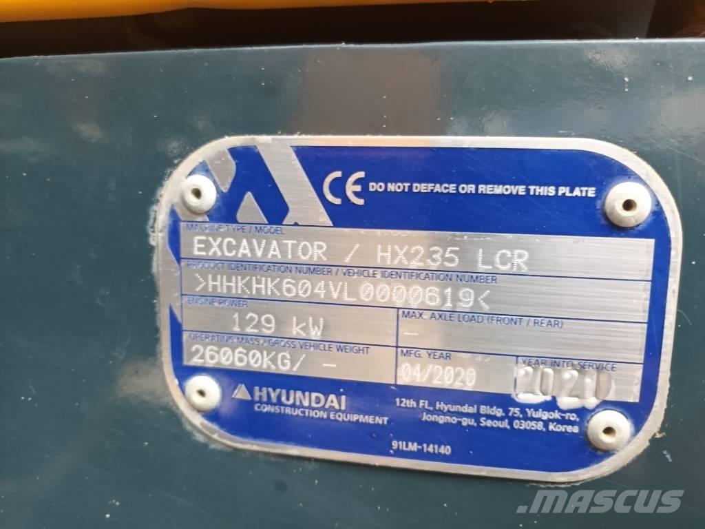 Hyundai HX 235 LCR حفارات زحافة