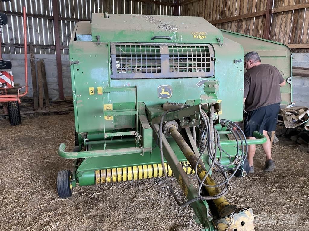 John Deere 623 محزمات مستديرة