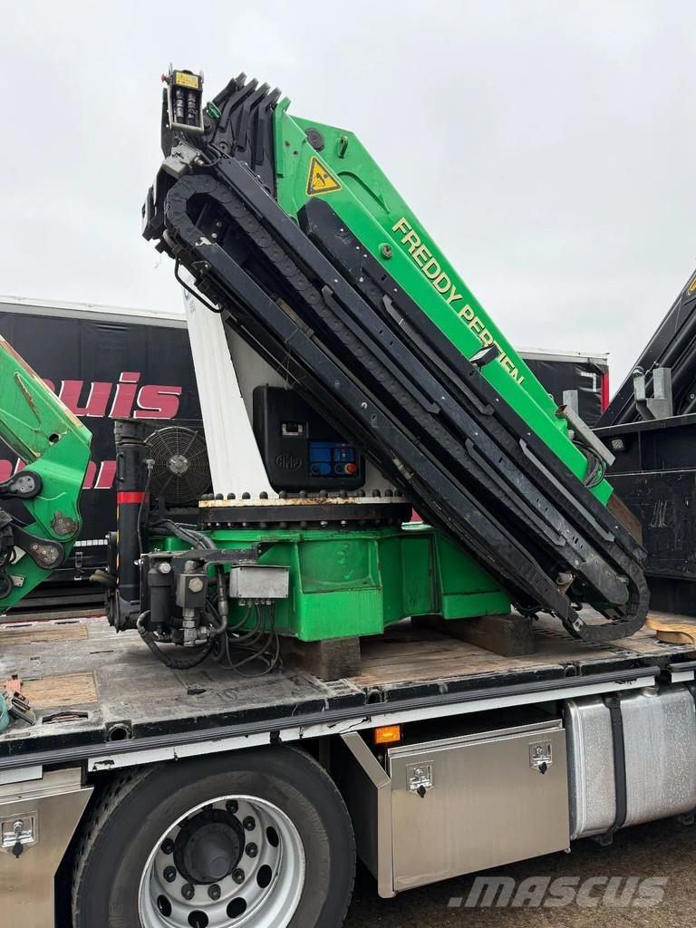  55 tm met Flyjib رافعات تحميل