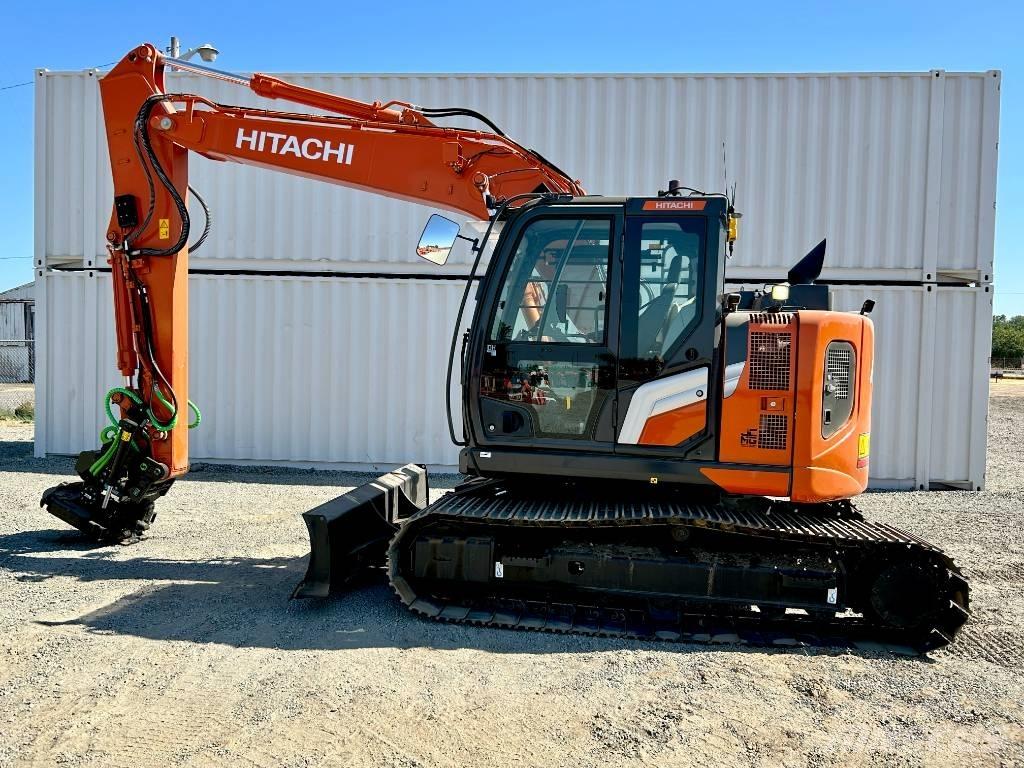 Hitachi ZX135US-7 حفارات زحافة