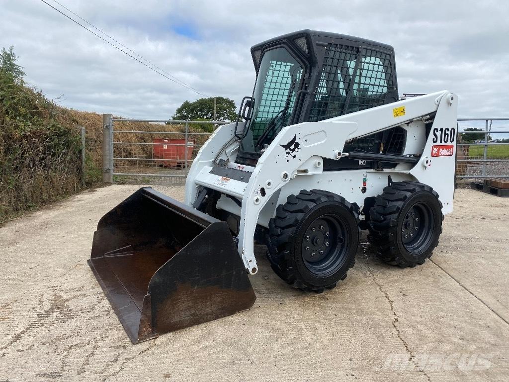 Bobcat S 160 لوادر انزلاقية التوجيه