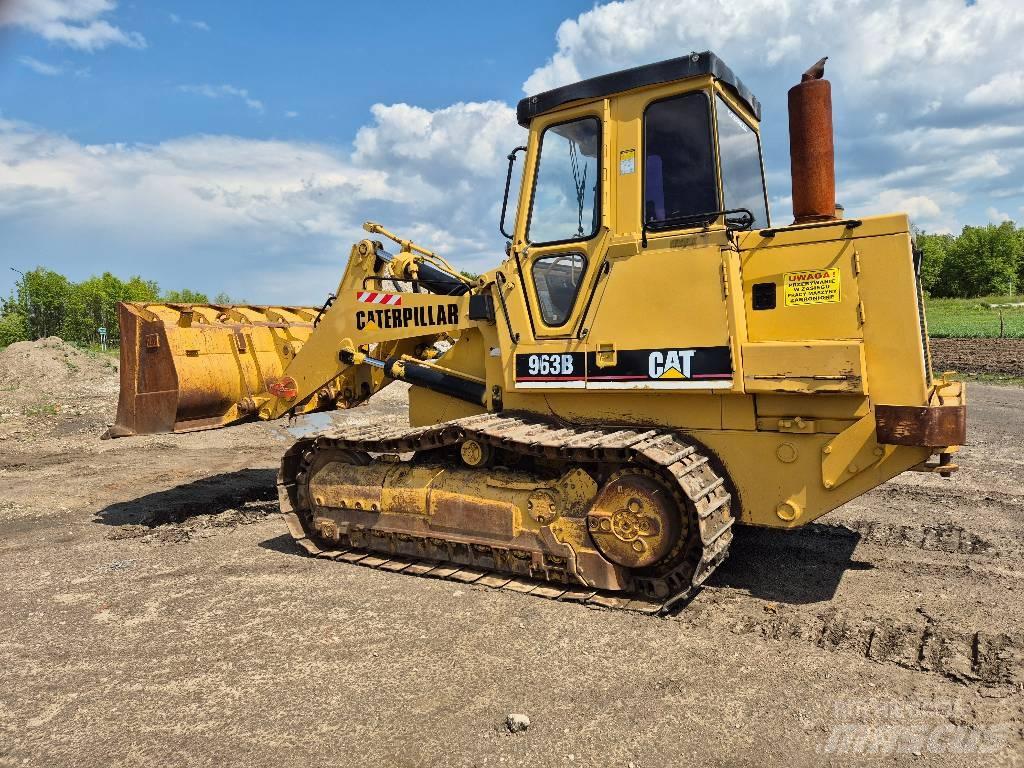 CAT 963B لوادر زحافة