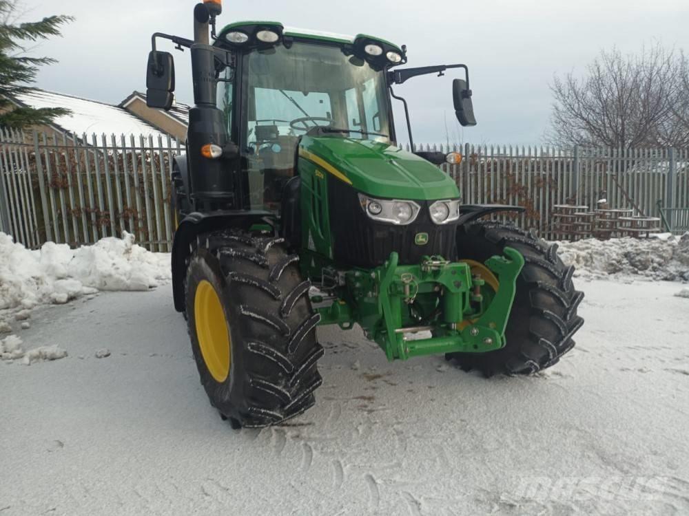 John Deere 6120 M الجرارات