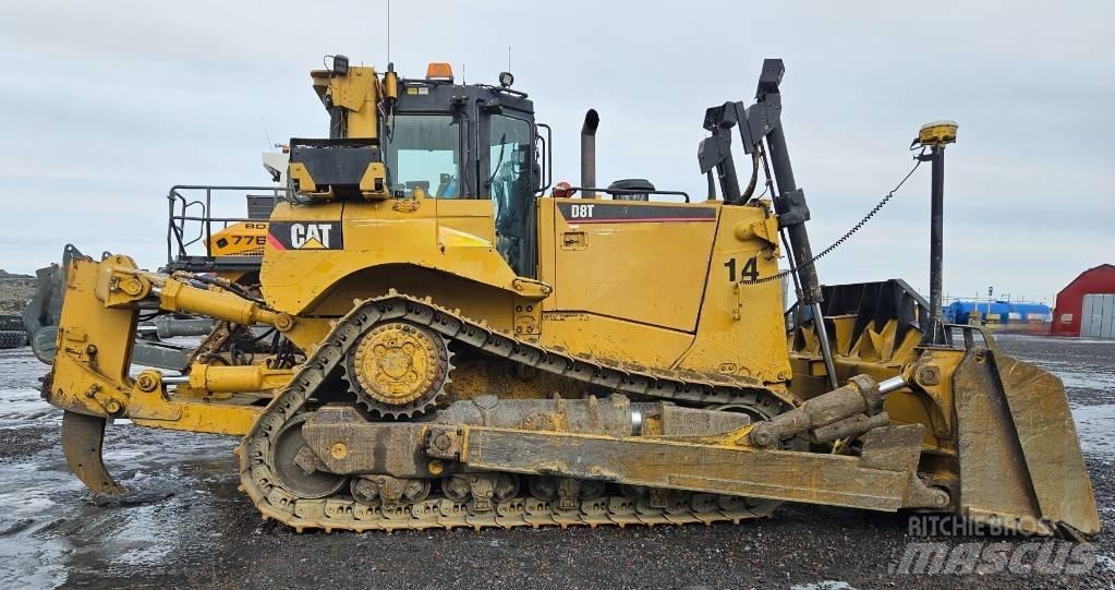 CAT D 8 T بلدوزرات مجنزرة