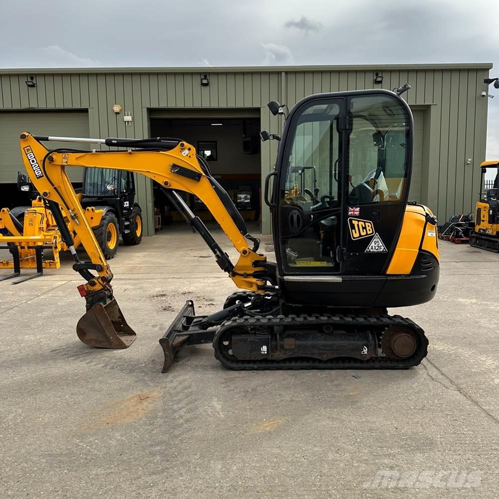 JCB 8026 حفارات صغيرة أقل من 7 طن (حفارات صغيرة)