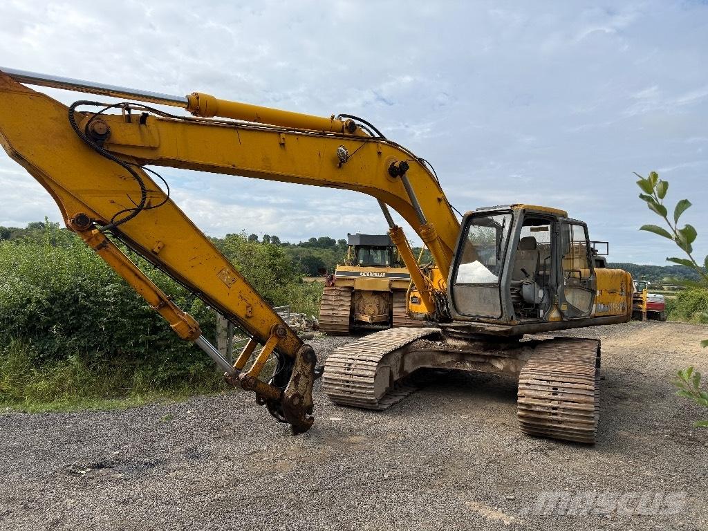 JCB JS 240 LC حفارات زحافة