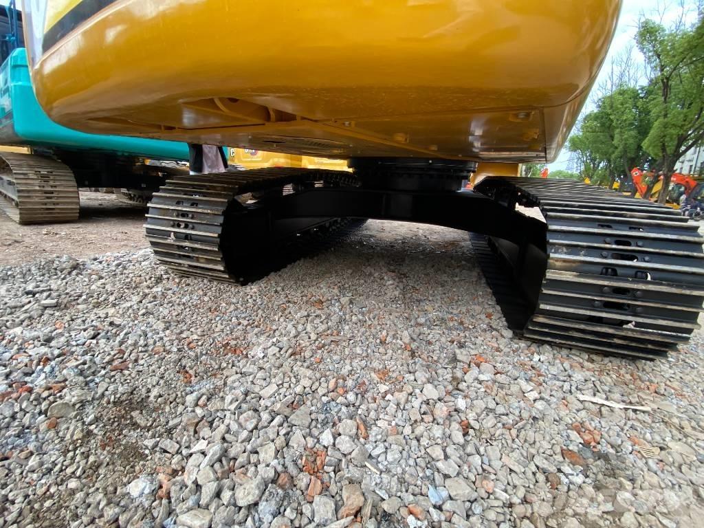 CAT 324 D حفارات زحافة