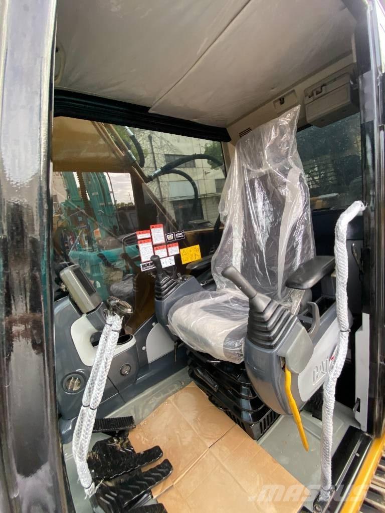 CAT 324 D حفارات زحافة