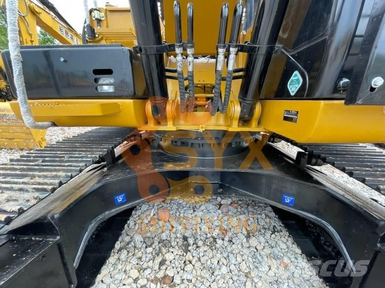 CAT 320 D GC حفارات زحافة