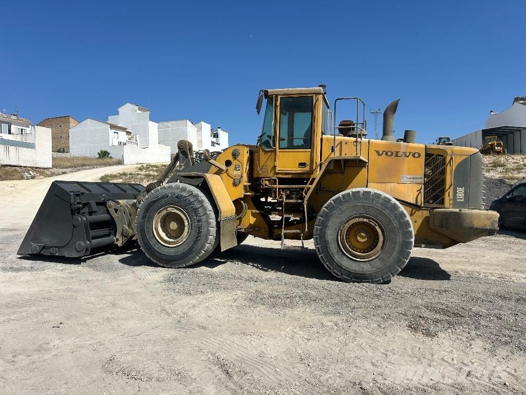 Volvo L 180 E لوادر بعجل