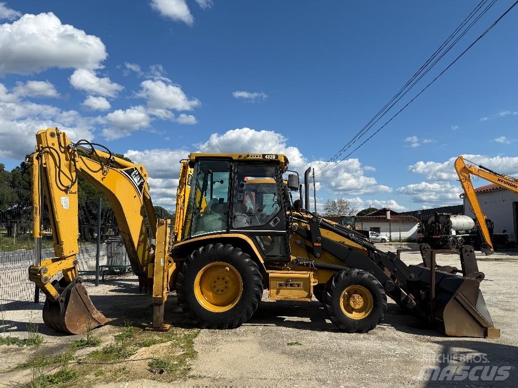 CAT 432 D 4x4 لوادر ذات جرافات عكسية