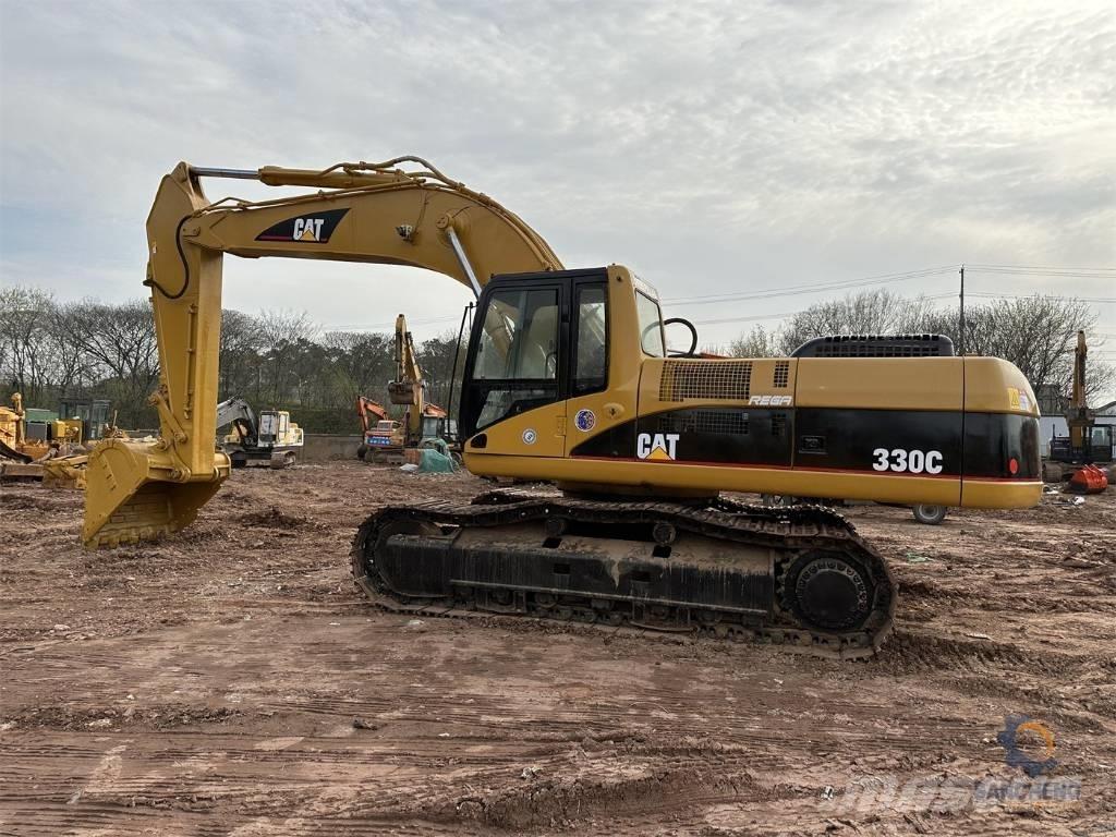 CAT 330C حفارات زحافة