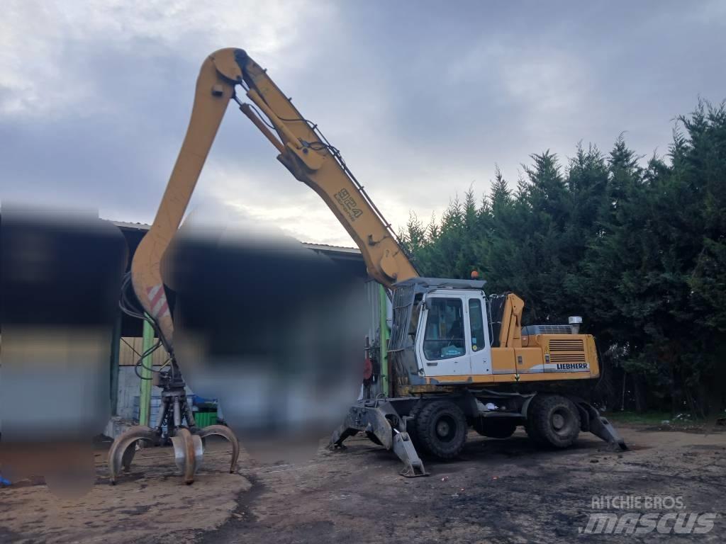 Liebherr A 924 B مناولات المخلفات / مناولات صناعية