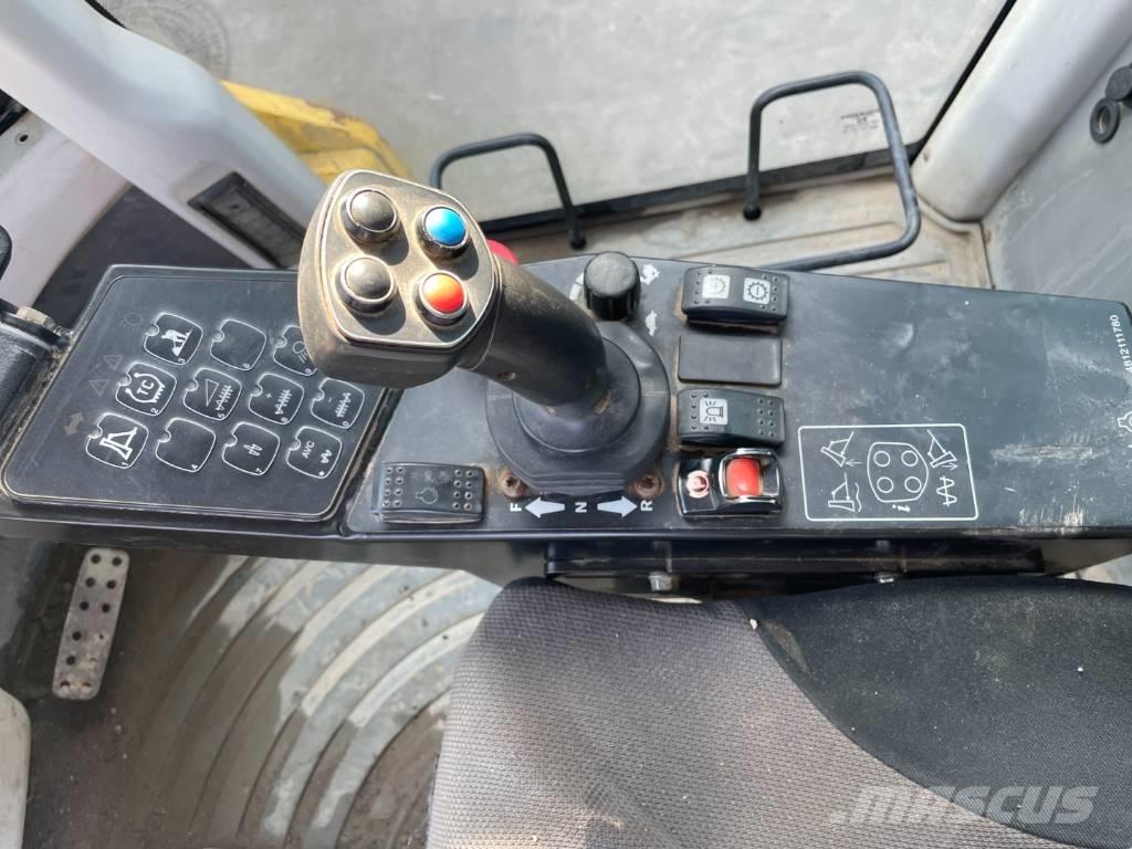 Dynapac CA3500D مداحل أحادية الأسطوانة