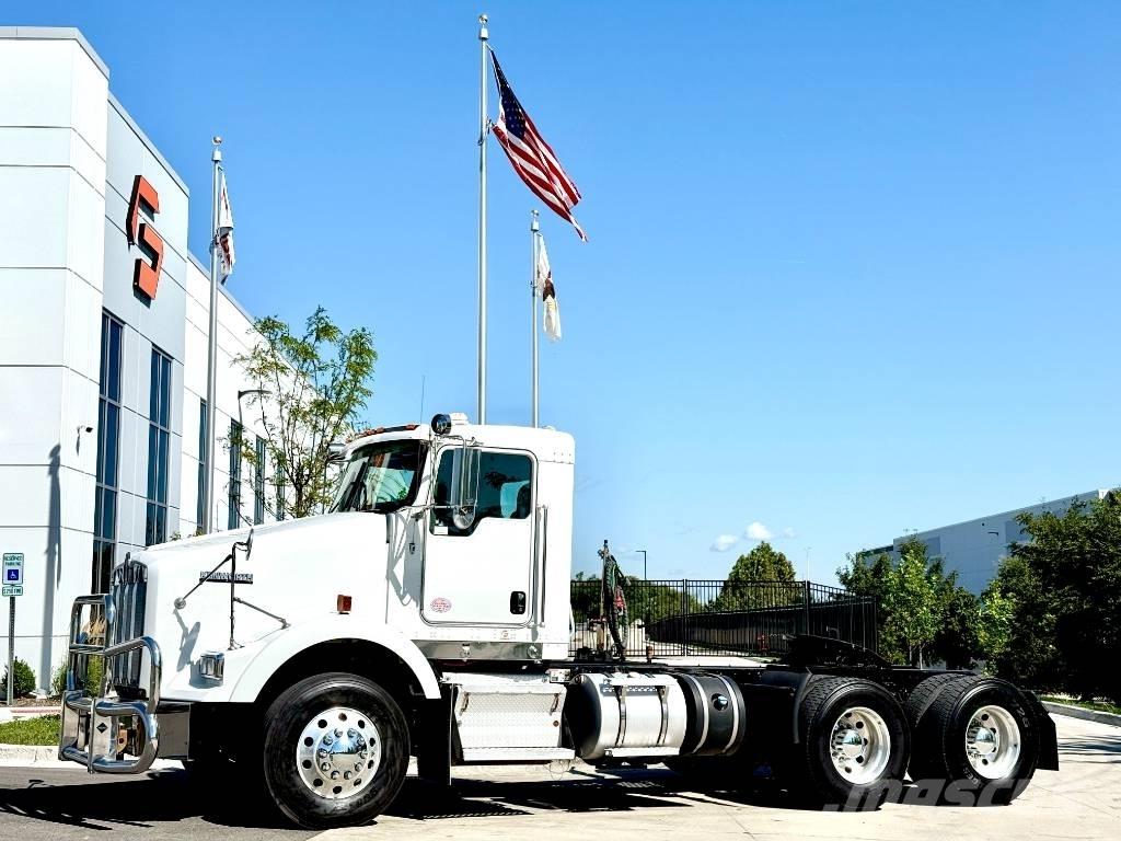 Kenworth T 800 وحدات الجر