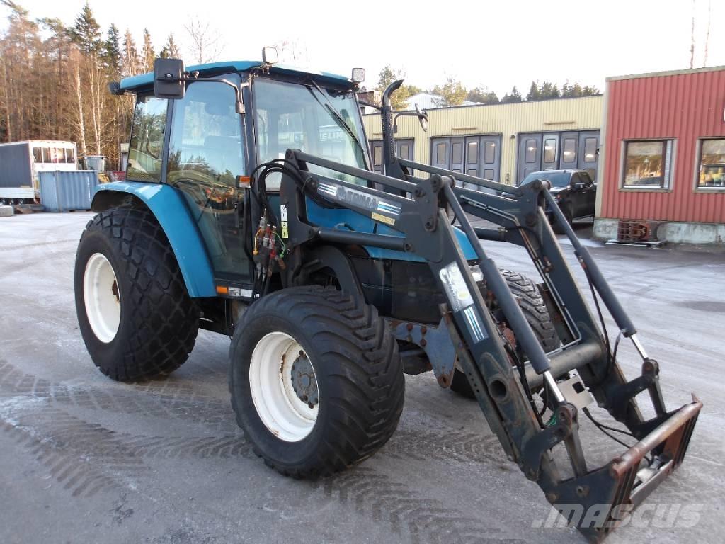 New Holland TL 90 الجرارات