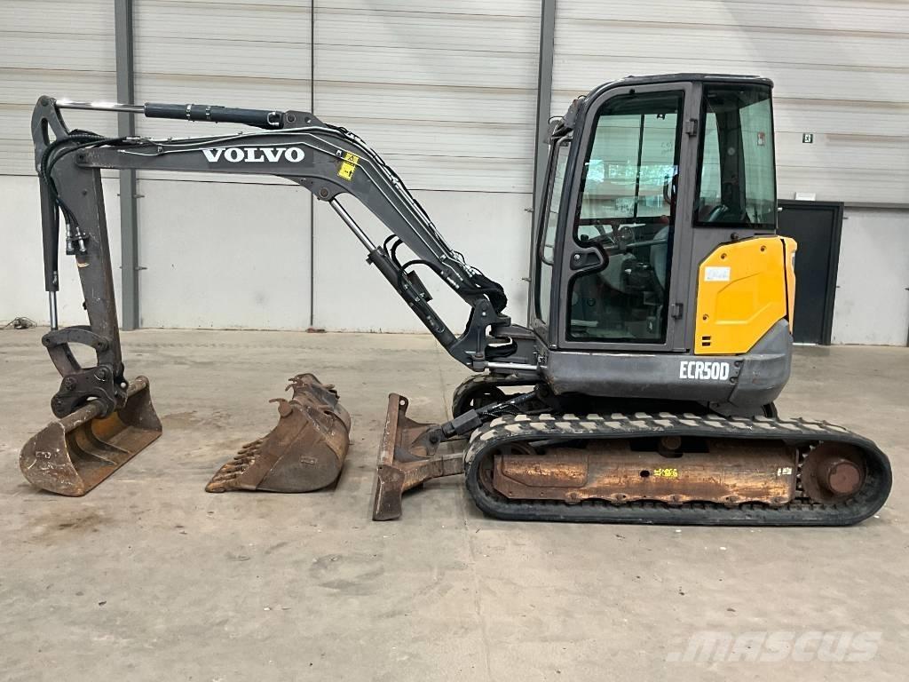 Volvo ECR 50 D حفارات صغيرة أقل من 7 طن (حفارات صغيرة)