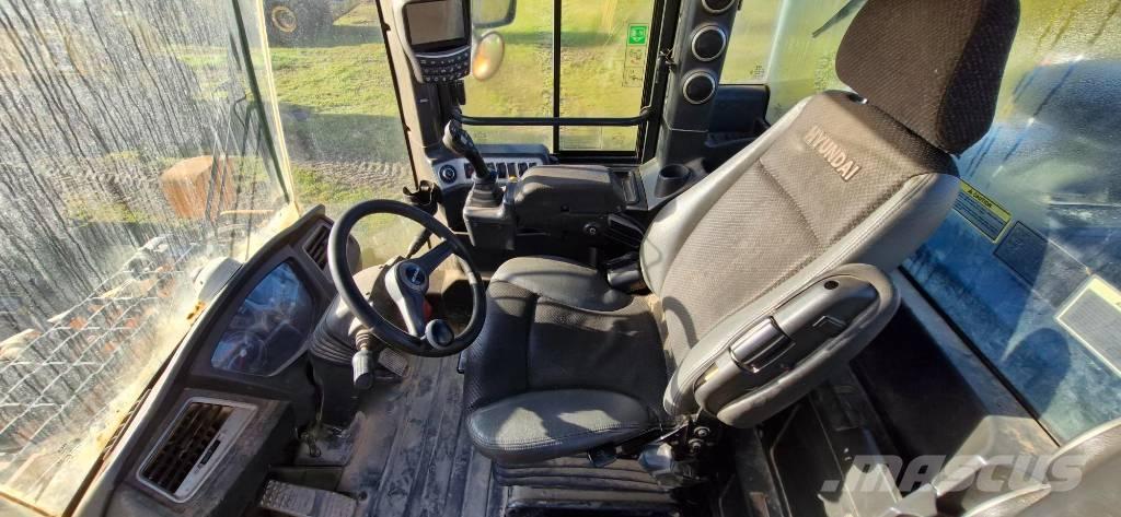 Hyundai HL 965 لوادر بعجل