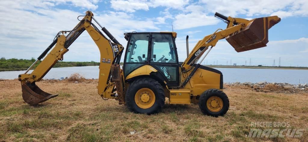 CAT 420 E لوادر ذات جرافات عكسية