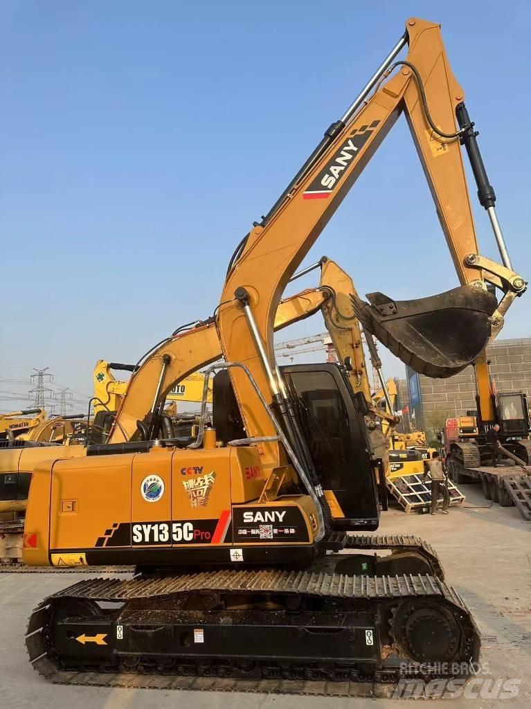 Sany SY 135 C Pro حفارات زحافة
