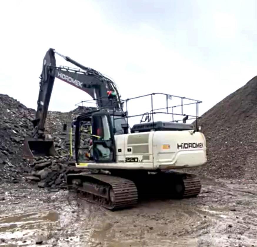 Hidromek HMK 220 LC حفارات زحافة