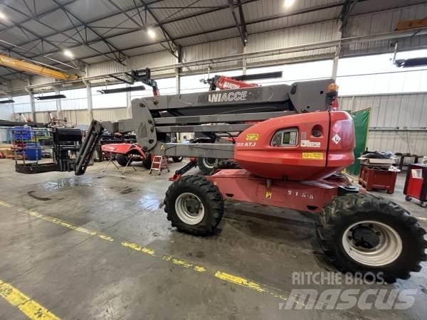 Manitou 180ATJ رافعات سلة مفصلية