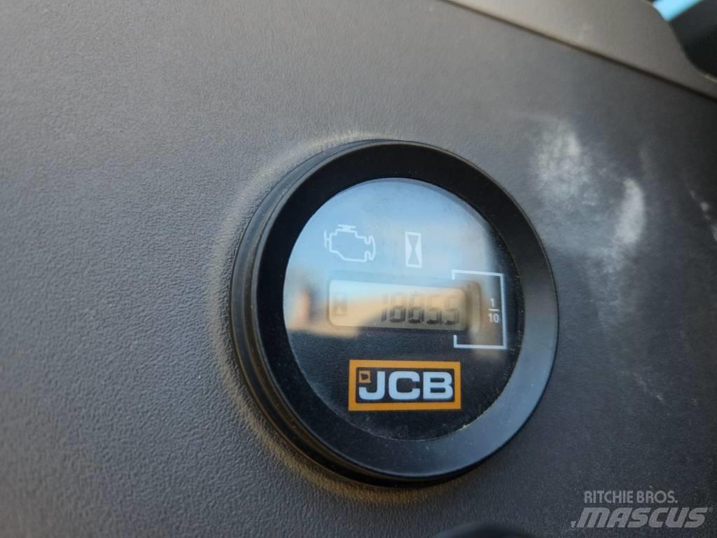 JCB 245 XLR حفارات زحافة