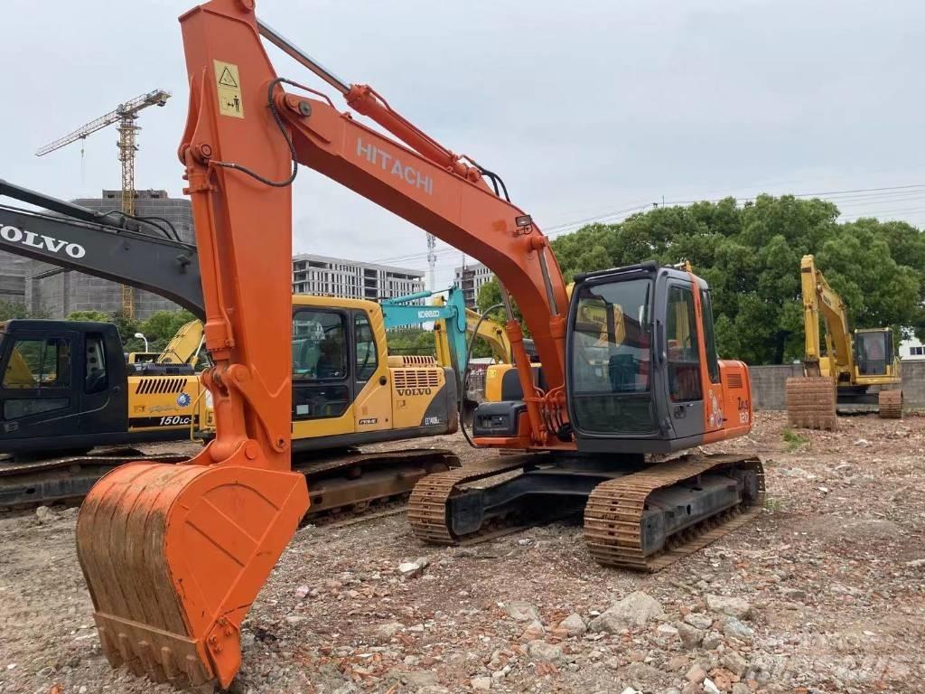 Hitachi ZX 120 حفارات زحافة