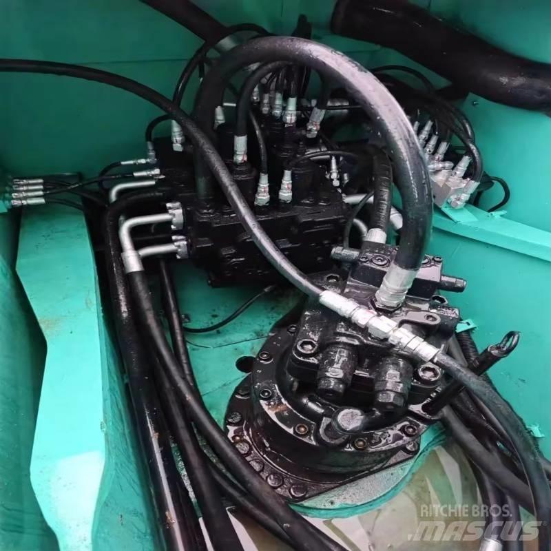 Kobelco SK 210 LC حفارات زحافة