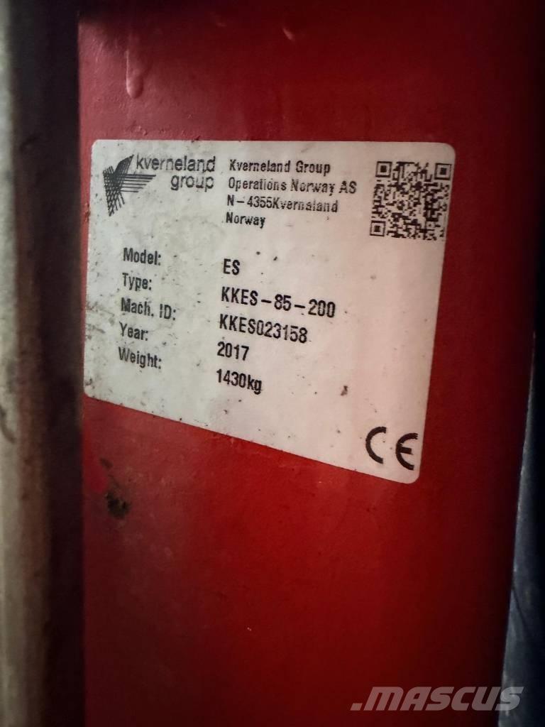 Kverneland ES85 محاريث عكسية