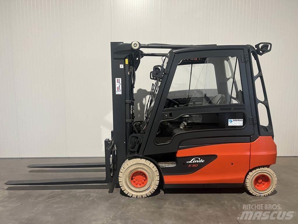 Linde E30L-01 شاحنات ذات رافعات شوكية تعمل بالكهرباء