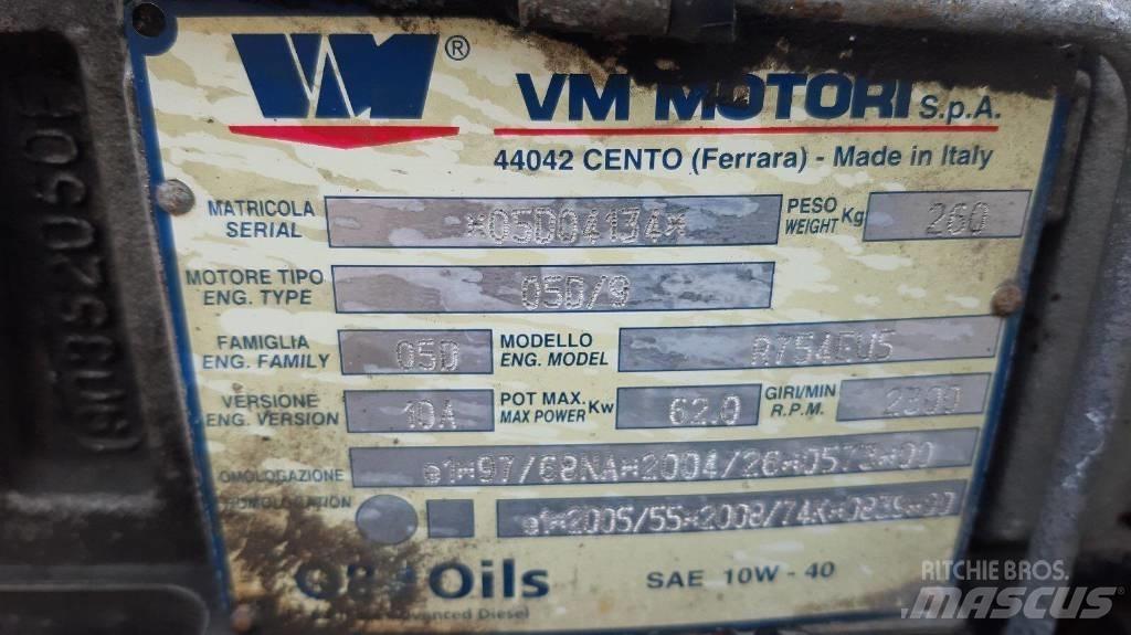 VM R754EU5 80 HP محركات