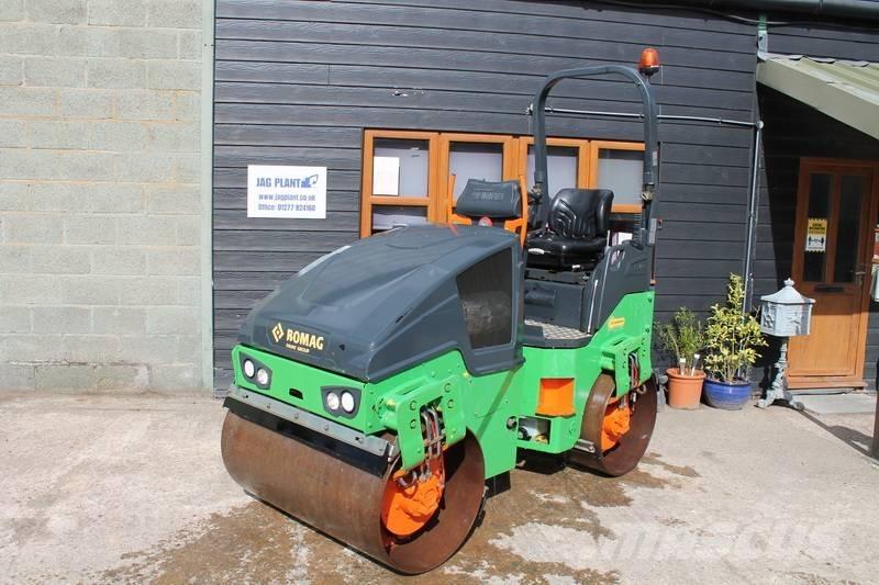 Bomag BW 120 AD-5 مداحل ثنائية الاسطوانة