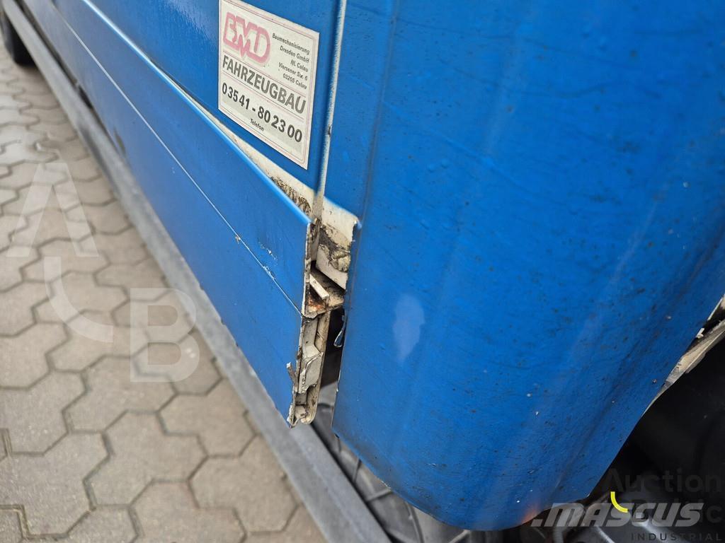 MAN TGL12.220 BL شاحنات ذات هيكل صندوقي