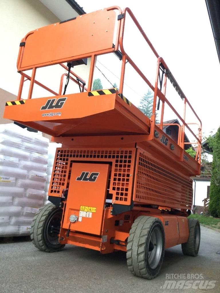 JLG 3369 LE رافعات مقصية الشكل