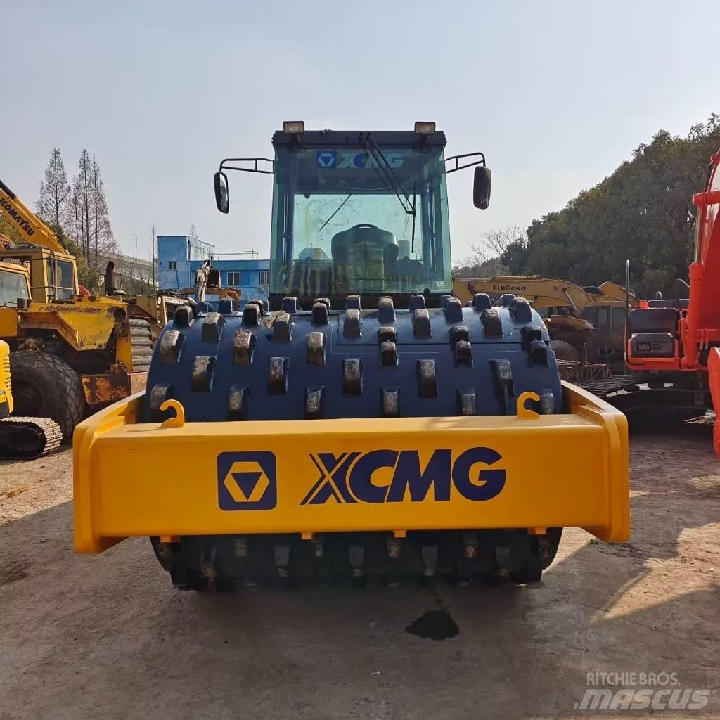 XCMG XS 223 J مداحل أحادية الأسطوانة