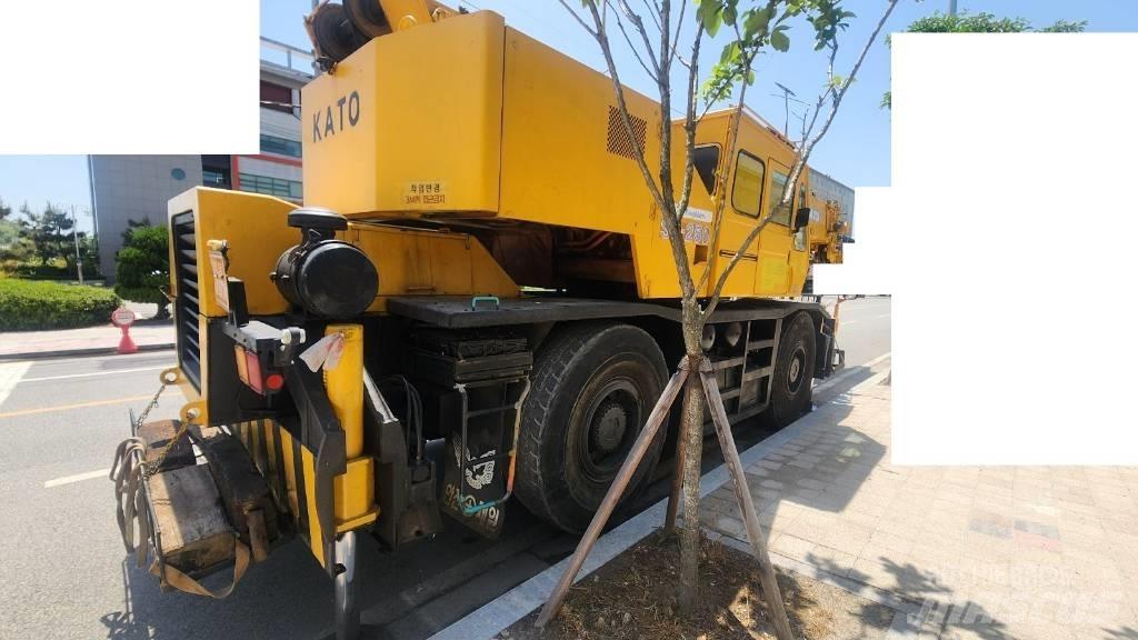Kato SR 250 رافعات الطرق الوعرة