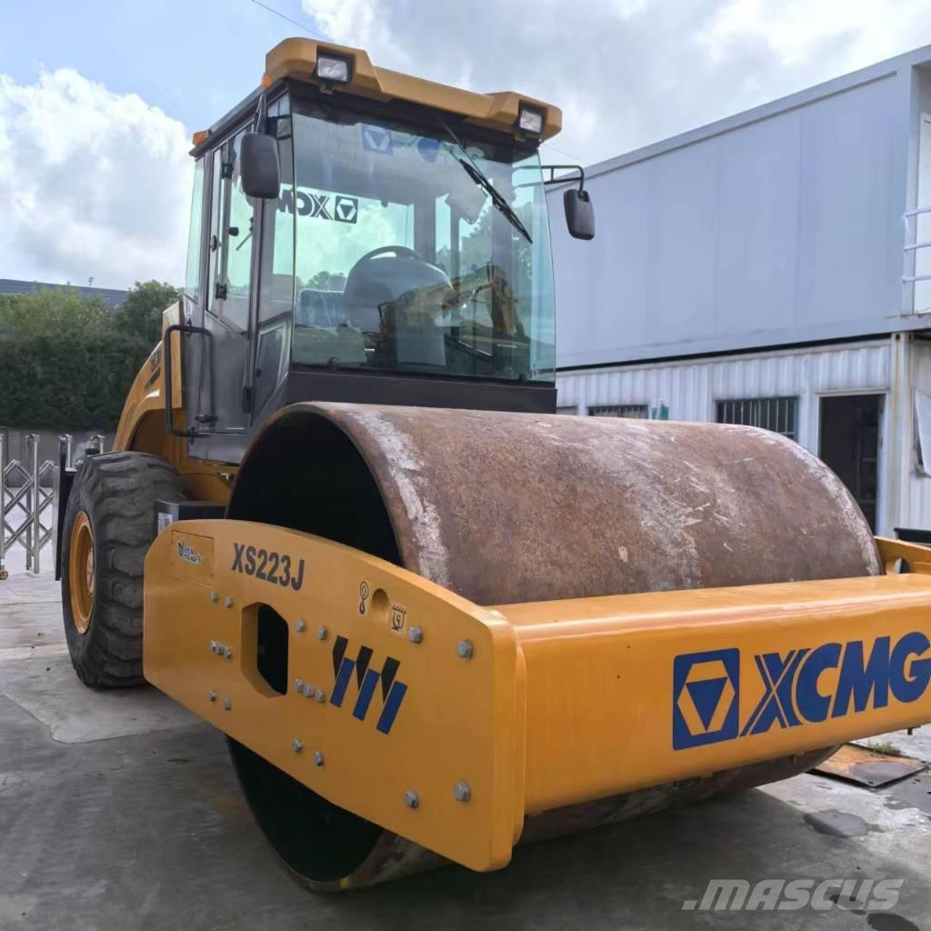 XCMG XS 223 J مداحل أحادية الأسطوانة