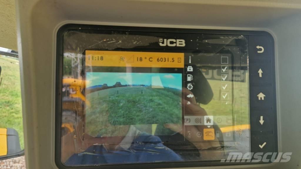 JCB 435S الجرارات