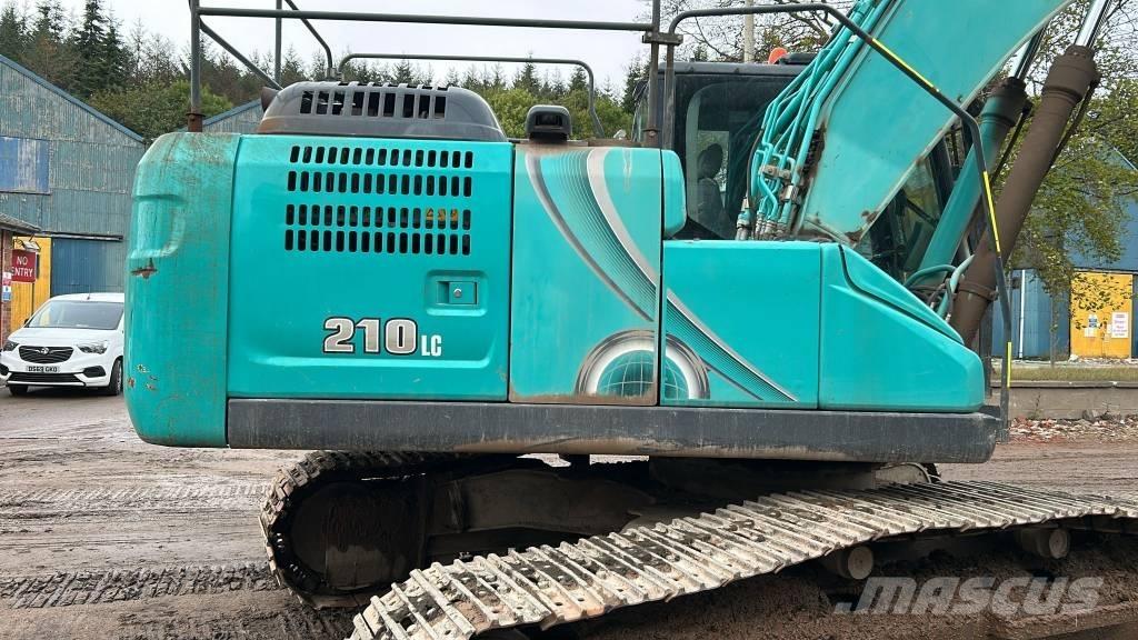 Kobelco SK210LC-10 حفارات زحافة